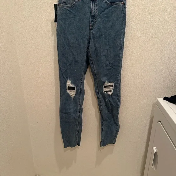 NWT WOMENS SIZE 6 WILD FABLE SUPER HIGH-RISE SKINNY JEANS - Picture 3 of 8